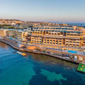 Verdi St George's Bay Marina San Julián